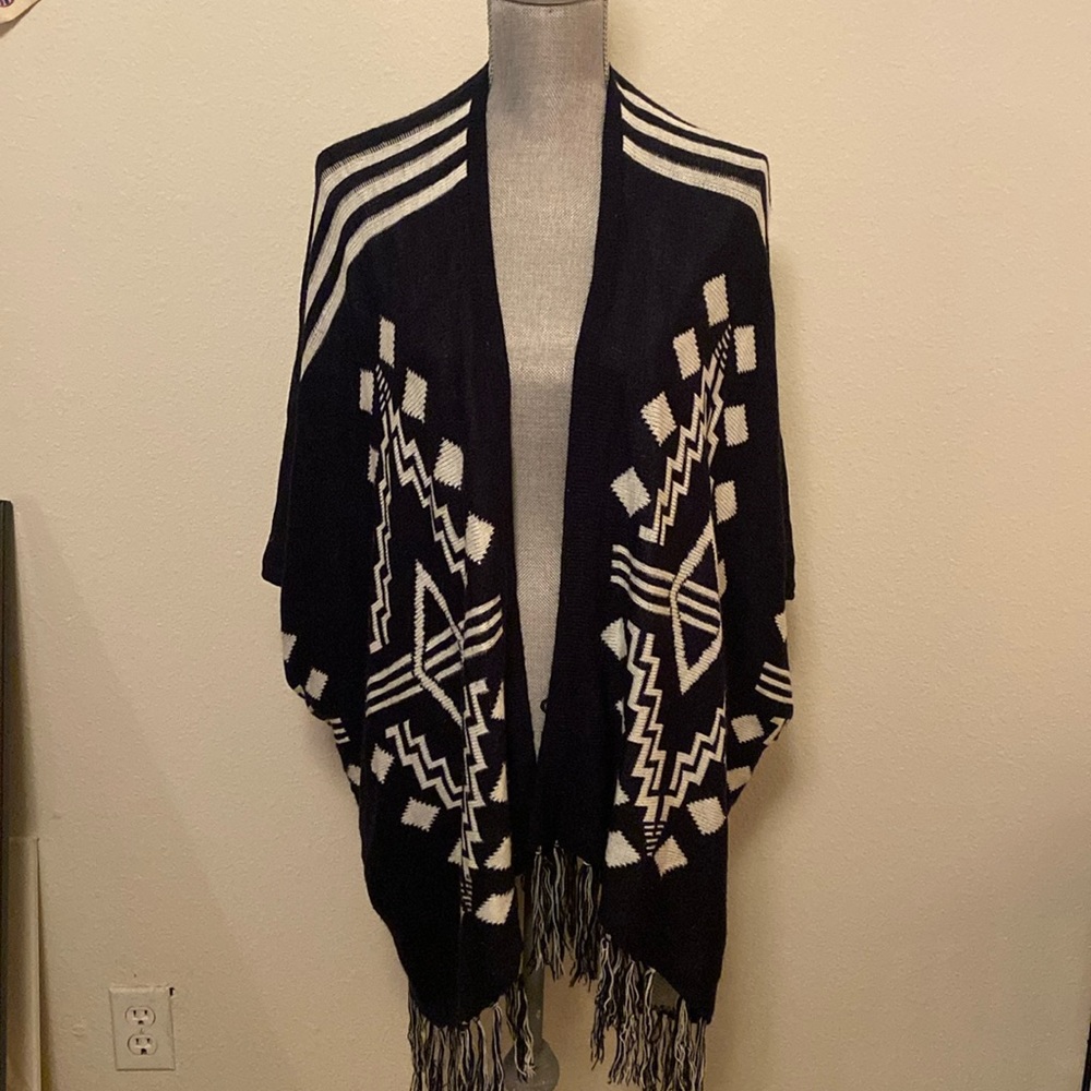 Navy Blue/Cream Tribal Shrug